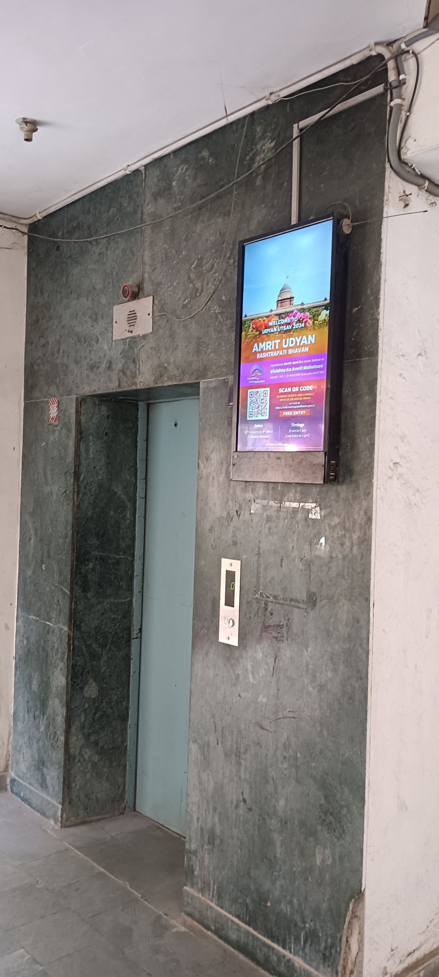 Lift Branding at Silver Oak Apartment, I.p Extension, New Delhi photo 1