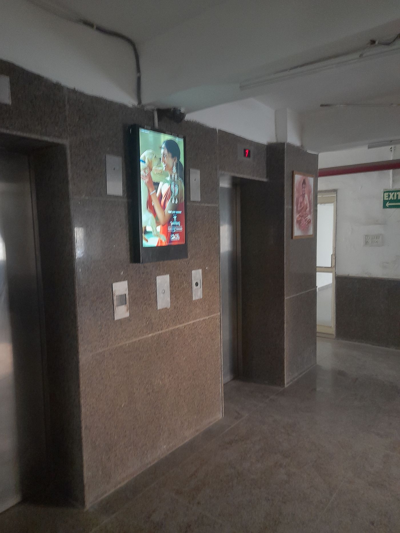 Lift Branding at Signature View, Mukherjee Nagar, New Delhi photo 3