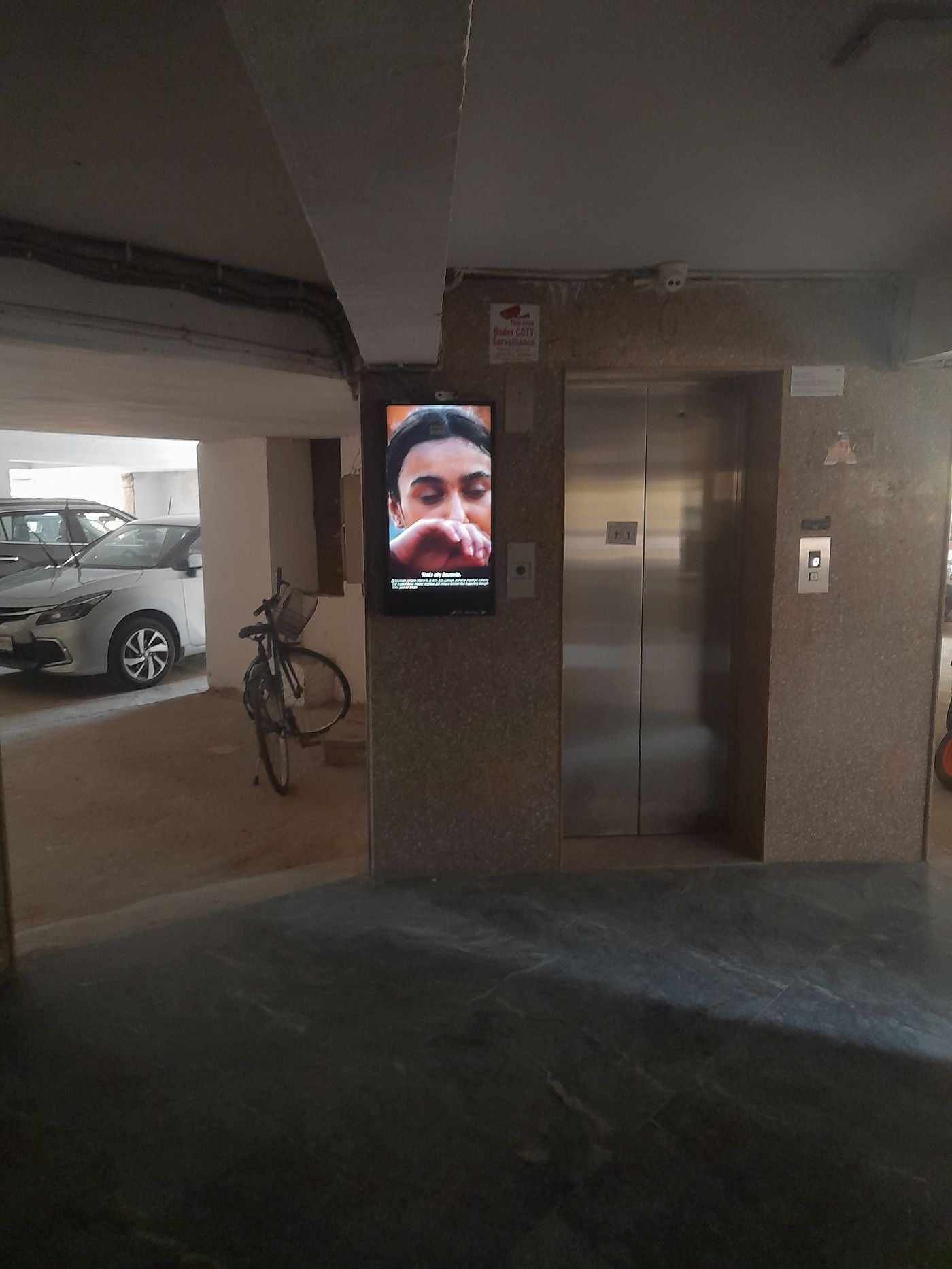Lift Branding at Mansarover Apartment Ssc Employees, Sector 5, New Delhi photo 4