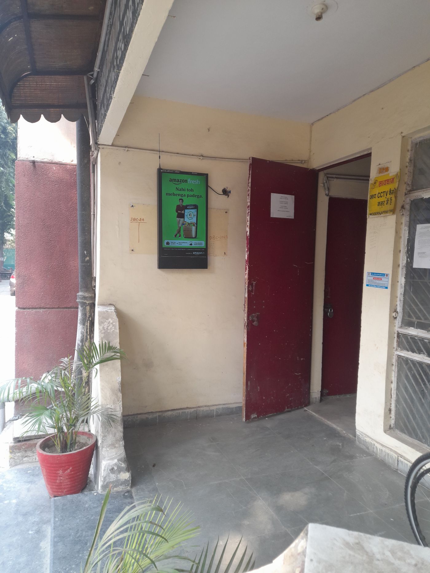 Lift Branding at Modern Apartments, Rohini, New Delhi photo 2