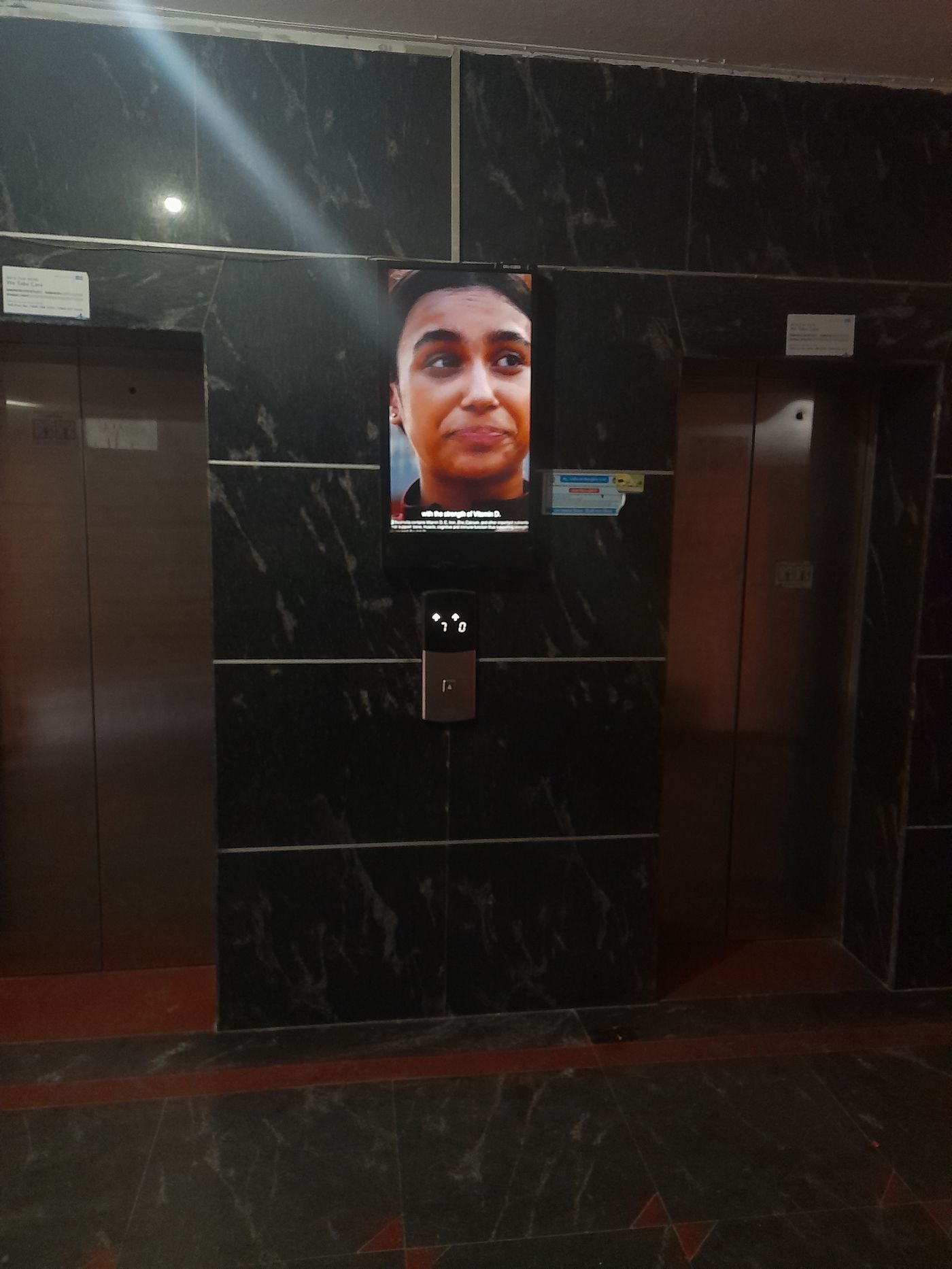 Lift Branding at Navin Apartments, Sector 5, New Delhi photo 3