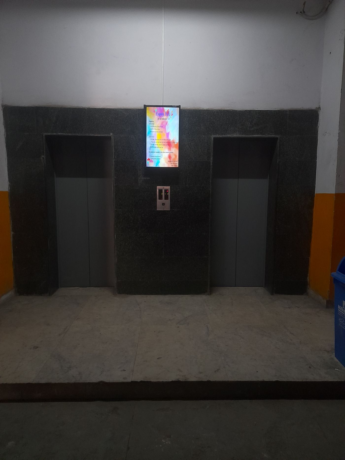 Lift Branding at Golf View Apartment the Saptaparin, Sector 19b, New Delhi photo 3