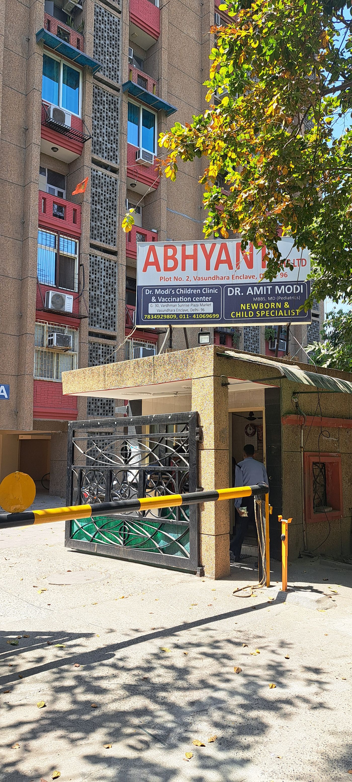 Lift Branding at Abhyant Apartments, Vasundhra Enclave, New Delhi photo 3