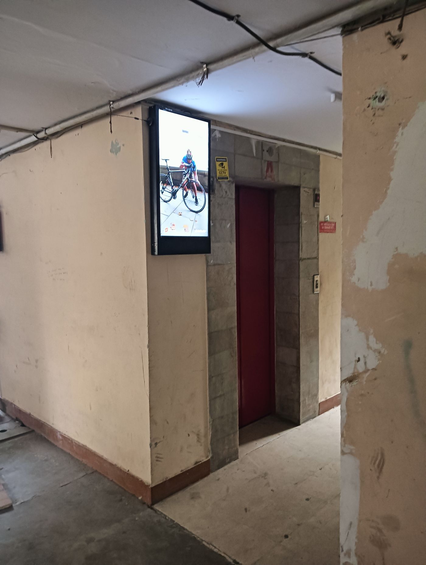 Lift Branding at Chanakya Apartments, Sector 4, New Delhi photo 1