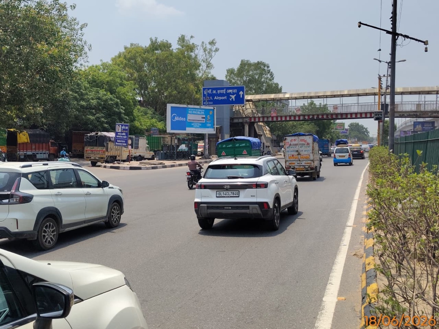 Unipole at Rajouri Garden, New Delhi photo 1
