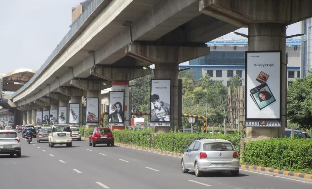 Metro Pillar at Golf Course Road, Sector 54 to 42 near One Horizon Center, Gurugram photo 1