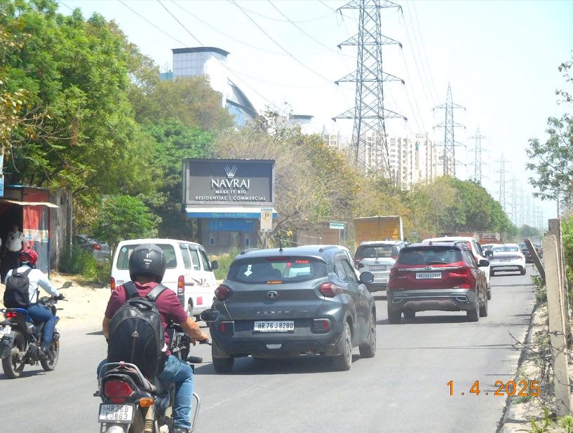 Unipole at Utility Pole Kiosk On Golf Course Extension Road at M3M Ifc Crossing, Gurugram photo 1
